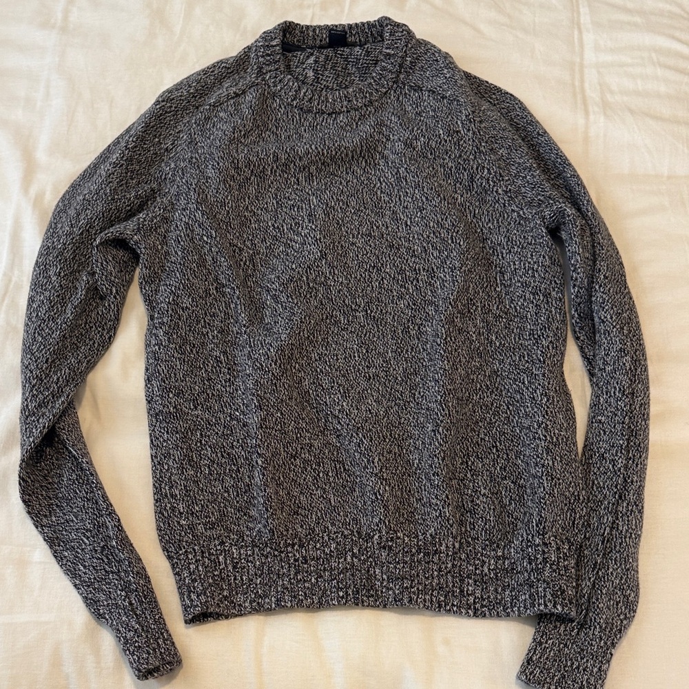 Lands' End Men's Gray Crewneck Sweater